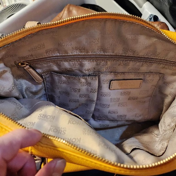 Michael Kors large tote bag yellow - Picture 2 of 3
